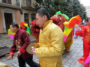 Celebraci&oacute; de l'any nou xin&egrave;s a Girona. La cercavila