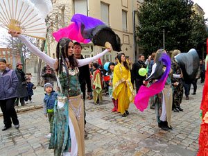 Celebraci&oacute; de l'any nou xin&egrave;s a Girona. La cercavila