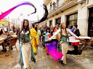 Celebraci&oacute; de l'any nou xin&egrave;s a Girona. La cercavila