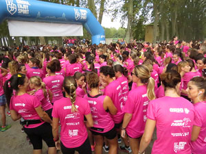 Cursa de la Dona 2016. Concentraci&oacute; i sortida del Parc de la Devesa
