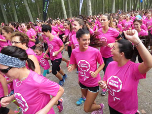 Cursa de la Dona 2016. Concentraci&oacute; i sortida del Parc de la Devesa