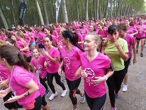 Cursa de la Dona 2016. Concentraci&oacute; i sortida del Parc de la Devesa