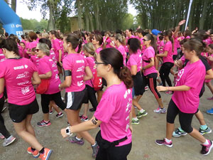 Cursa de la Dona 2016. Concentraci&oacute; i sortida del Parc de la Devesa