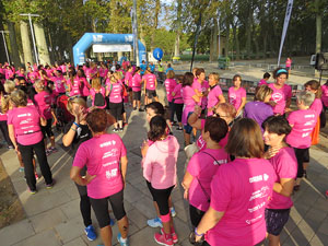 Cursa de la Dona 2016. Concentraci&oacute; i sortida del Parc de la Devesa