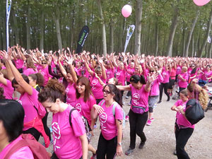 Cursa de la Dona 2016. Concentraci&oacute; i sortida del Parc de la Devesa