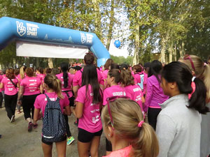 Cursa de la Dona 2016. Concentraci&oacute; i sortida del Parc de la Devesa