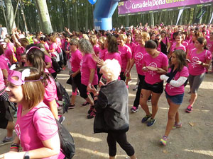 Cursa de la Dona 2016. Concentraci&oacute; i sortida del Parc de la Devesa