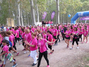 Cursa de la Dona 2016. Concentraci&oacute; i sortida del Parc de la Devesa