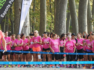 Cursa de la Dona 2016. Concentraci&oacute; i sortida del Parc de la Devesa