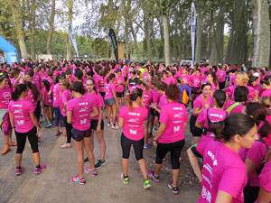 Cursa de la Dona 2016. Concentraci&oacute; i sortida del Parc de la Devesa