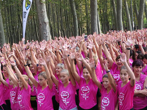Cursa de la Dona 2016. Concentraci&oacute; i sortida del Parc de la Devesa