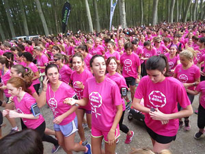 Cursa de la Dona 2016. Concentraci&oacute; i sortida del Parc de la Devesa