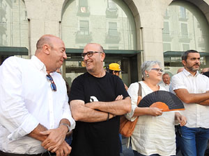 Diada Nacional 2016. Concentraci&oacute; a la pla&ccedil;a del Vi, lectura del manifest i cant de Els Segadors