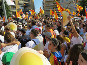 Diada Nacional 2016. Manifestaci&oacute; sotre el lema A punt. Endavant rep&uacute;blica catalana, a Salt