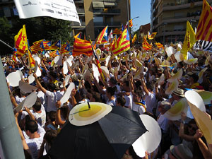 Diada Nacional 2016. Manifestaci&oacute; sotre el lema A punt. Endavant rep&uacute;blica catalana, a Salt