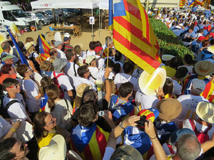 Diada Nacional 2016. Manifestaci&oacute; sotre el lema A punt. Endavant rep&uacute;blica catalana, a Salt