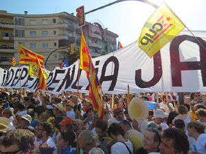 Diada Nacional 2016. Manifestaci&oacute; sotre el lema A punt. Endavant rep&uacute;blica catalana, a Salt