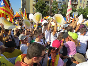 Diada Nacional 2016. Manifestaci&oacute; sotre el lema A punt. Endavant rep&uacute;blica catalana, a Salt