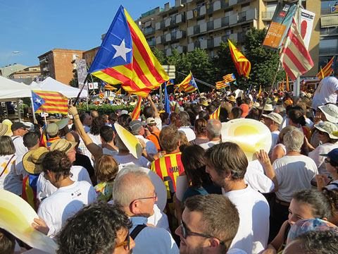 La manifestaci&oacute; al passeig dels Pa&iuml;sos Catalans