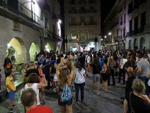 Diada Nacional 2016. Concert del grup Falciots Ninja a la pla&ccedil;a del Vi