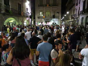 Diada Nacional 2016. Concert del grup Falciots Ninja a la pla&ccedil;a del Vi