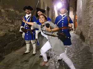 Diada Nacional 2016. X Marxa de Torxes de Girona. Recreaci&oacute; hist&ograve;rica amb el Regiment de Sant Narc&iacute;s i l'actriu Cristina Cervi&agrave;