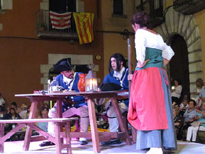 Diada Nacional 2016. X Marxa de Torxes de Girona. Recreaci&oacute; hist&ograve;rica amb el Regiment de Sant Narc&iacute;s i l'actriu Cristina Cervi&agrave;