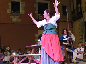 Diada Nacional 2016. X Marxa de Torxes de Girona. Recreaci&oacute; hist&ograve;rica amb el Regiment de Sant Narc&iacute;s i l'actriu Cristina Cervi&agrave;