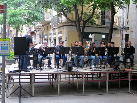 Festivalot 2016. Escenari de la Rambla de la Llibertat. Actuacions d'Escoles de M&uacute;sica