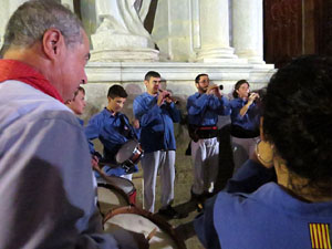 Fires 2016. Castells dins la nau g&ograve;tica de la Catedral de Girona