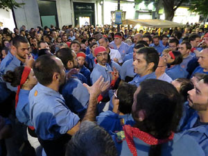 Fires 2016. Els Castells de Vig&iacute;lia a la Rambla de la Llibertat, amb els Marrecs de Salt i la Nova Muixeranga d'Algemes&iacute;