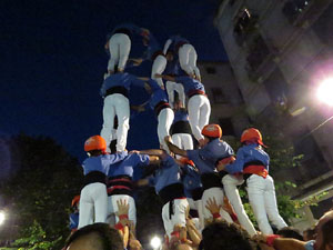 Fires 2016. Els Castells de Vig&iacute;lia a la Rambla de la Llibertat, amb els Marrecs de Salt i la Nova Muixeranga d'Algemes&iacute;