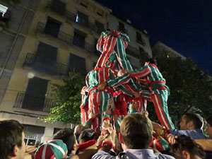 Fires 2016. Els Castells de Vig&iacute;lia a la Rambla de la Llibertat, amb els Marrecs de Salt i la Nova Muixeranga d'Algemes&iacute;