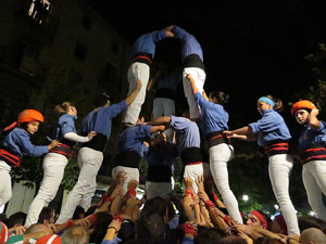 Fires 2016. Els Castells de Vig&iacute;lia a la Rambla de la Llibertat, amb els Marrecs de Salt i la Nova Muixeranga d'Algemes&iacute;