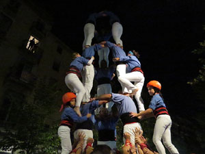 Fires 2016. Els Castells de Vig&iacute;lia a la Rambla de la Llibertat, amb els Marrecs de Salt i la Nova Muixeranga d'Algemes&iacute;
