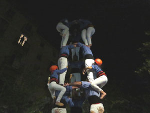Fires 2016. Els Castells de Vig&iacute;lia a la Rambla de la Llibertat, amb els Marrecs de Salt i la Nova Muixeranga d'Algemes&iacute;