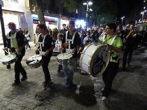 Fires 2016. Girona Gran Parade, trobada de marxing bands, amb la Girona Marxing Band, Bisband d'Empord&agrave;, Balkan Paradise Orchestra i Bufant Fort