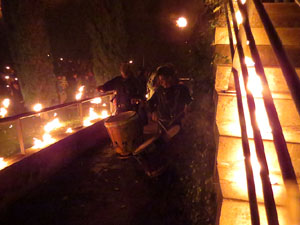 Fires 2016. Espectacle de foc i m&uacute;sica Llumin&agrave;ries de Fires, a c&agrave;rrec de Taller de Magn&egrave;sia i Els Berros de la Cort