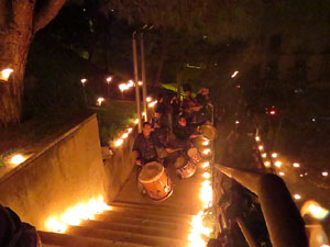 Fires 2016. Espectacle de foc i m&uacute;sica Llumin&agrave;ries de Fires, a c&agrave;rrec de Taller de Magn&egrave;sia i Els Berros de la Cort
