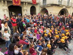 Fires 2016. Passejada de la Mula Baba i teatre de titelles a la Rambla de la Llibertat
