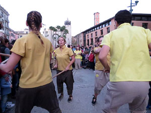 Fires 2016. El preg&oacute. Cercavila amb gegants, capgrossos i mules