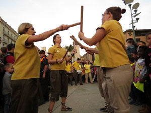 Fires 2016. El preg&oacute. Cercavila amb gegants, capgrossos i mules
