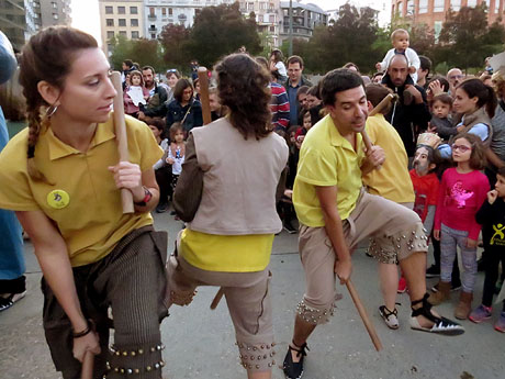 Fires 2016. El preg&oacute. Cercavila amb gegants, capgrossos i mules