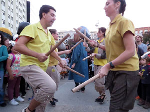 Fires 2016. El preg&oacute. Cercavila amb gegants, capgrossos i mules