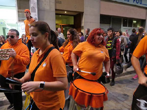 Fires 2016. El preg&oacute. Cercavila amb gegants, capgrossos i mules