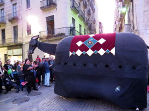 Fires 2016. El preg&oacute. Cercavila amb gegants, capgrossos i mules
