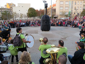Fires 2016. El preg&oacute. Concentraci&oacute; a la pla&ccedil;a de la Constituci&oacute;