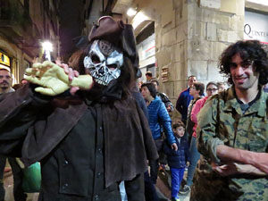 Fires 2016. 5a. Zombie Walk de Girona dins el festival Acocollona't