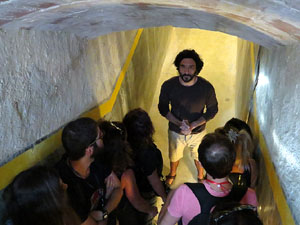FITAG 2016. Espectacle A la deriva, coproducci&oacute; FITAG 2016 al refugi antiaeri del Jard&iacute; de la Inf&agrave;ncia
