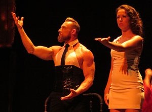 FITAG 2016. Espectacle inaugural. Revolution, de la Cia. I per qu&egrave; no?, de Llan&ccedil;&agrave;